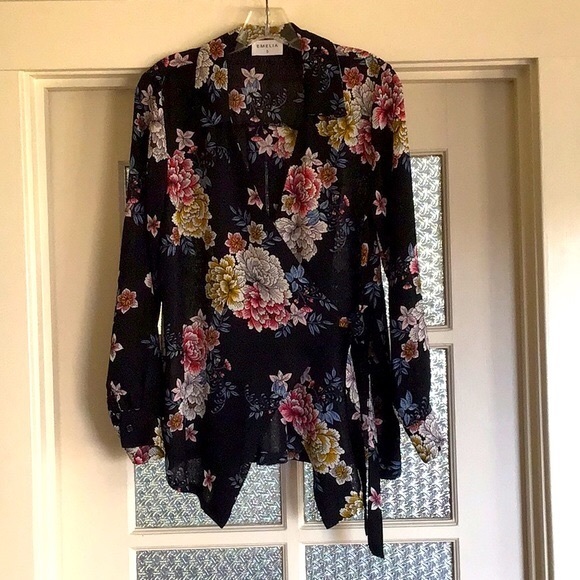Dark Floral Blouse Kimono Jacket - Picture 2 of 6